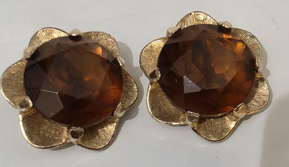 Vintage Earrings w/Large Brown Cognac Glass Cabochon Oversized Chunky Gold Tone
